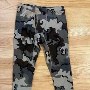 Men’s KUIU full zip long underwear